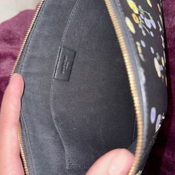 Givenchy Black Flowers Floral Print Pouch Clutch Excellent Condition Like New - Picture 9 of 9